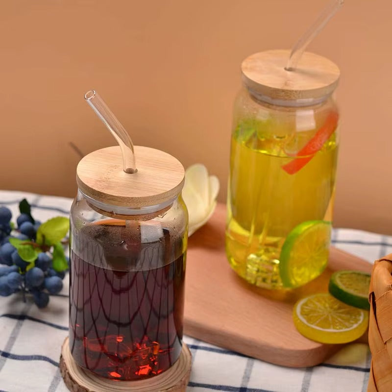 Eco-friendly drinking set: 360ml borosilicate glass cup, bamboo lid, glass straw.
